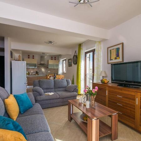 Apartment Carpe Diem Premantura Εξωτερικό φωτογραφία